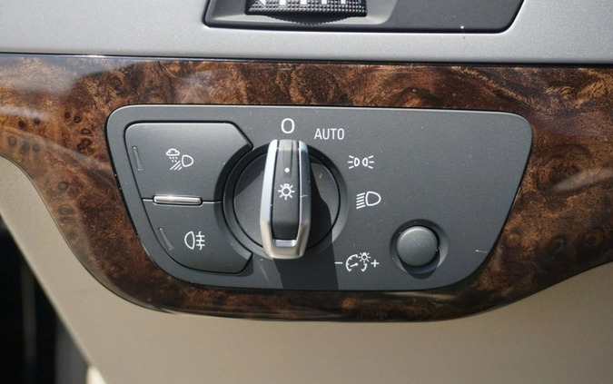 Audi Q7 cena 214900 przebieg: 83433, rok produkcji 2019 z Pruszków małe 781